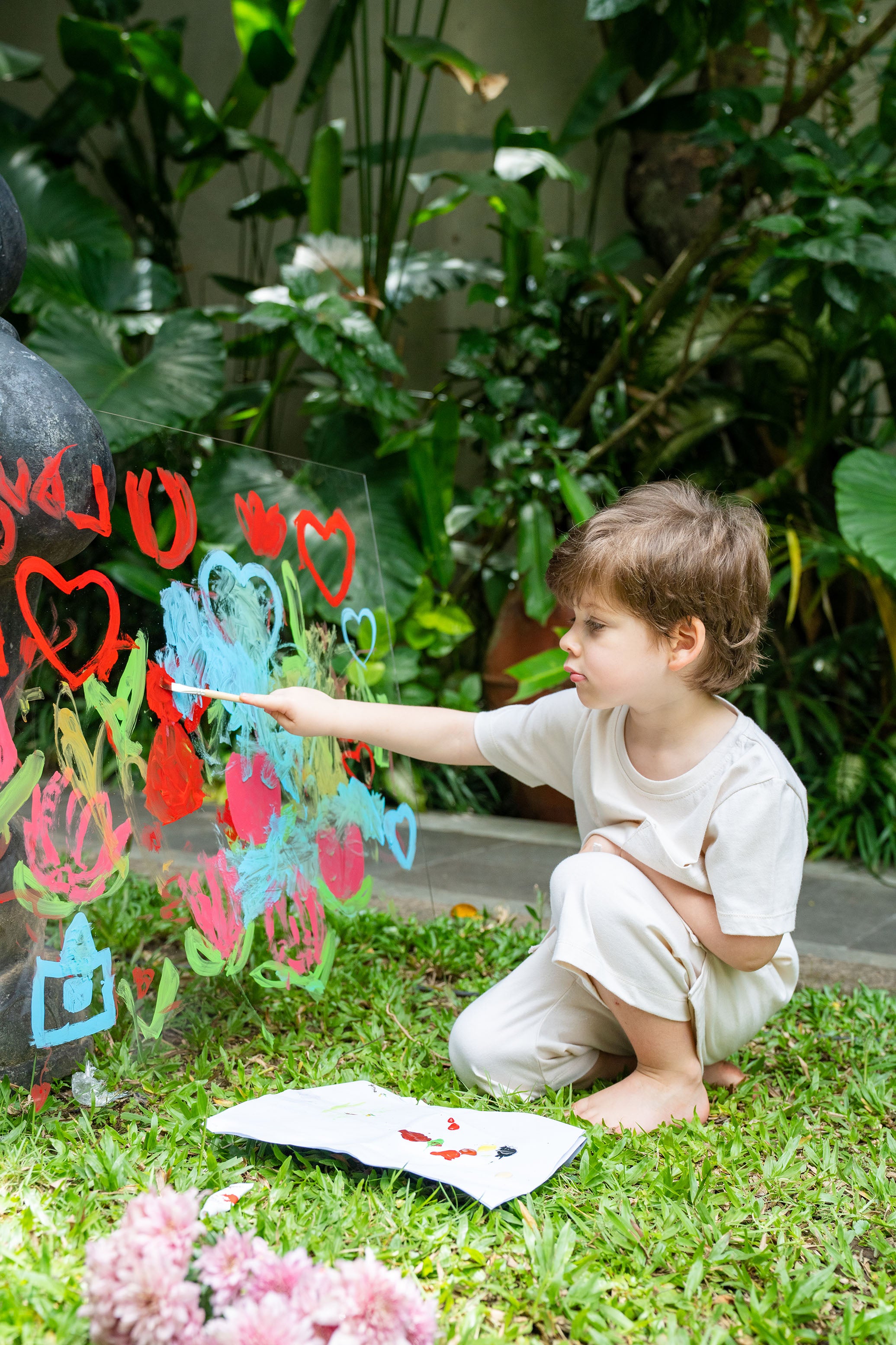 Regan Ice Cream Uni Tee
