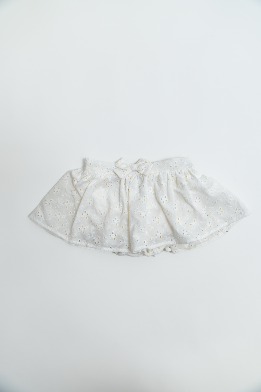 Poppy Snowy Broderie Baby Set