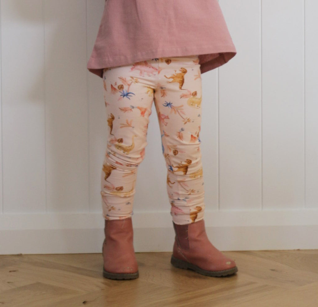 'Peachy Dino' Leggings